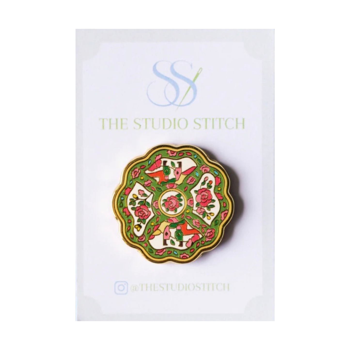 Scalloped Rose Medallion Needle Minder