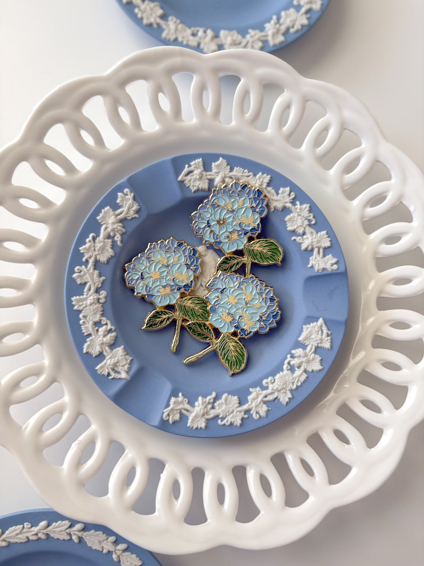 Hydrangea Needleminder